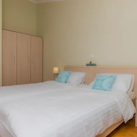 Apartment Nala 9 Selce